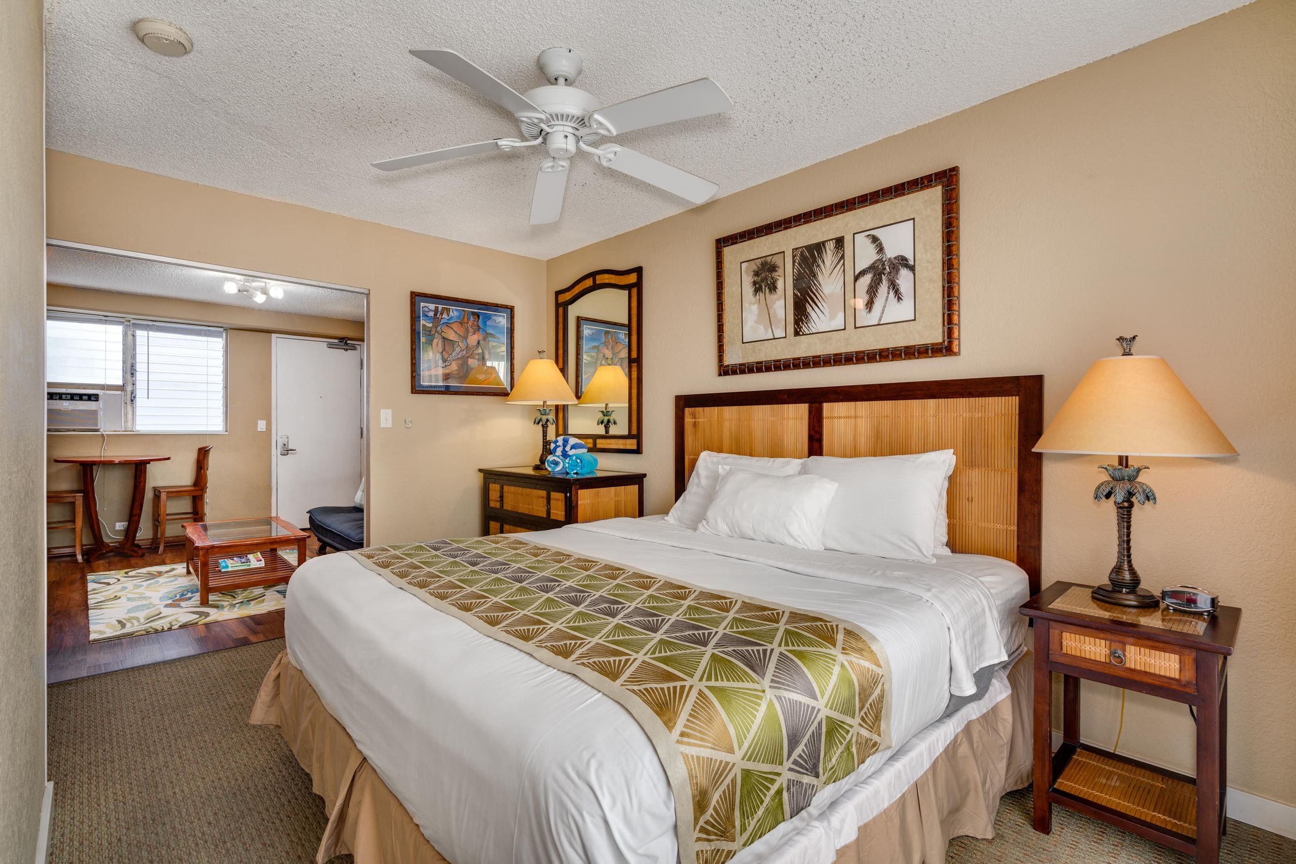 Cabana 302 - 2 Blocks from the beach - Main photo