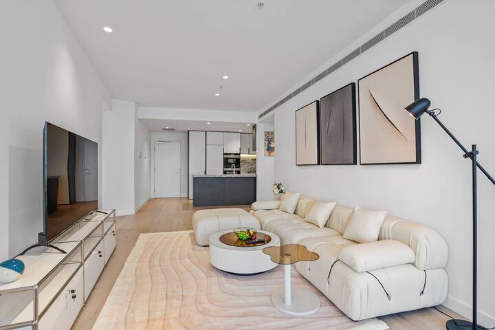 Irresistible Sunlit With Harbour &Bay Views 3B2B1C gallery image 4