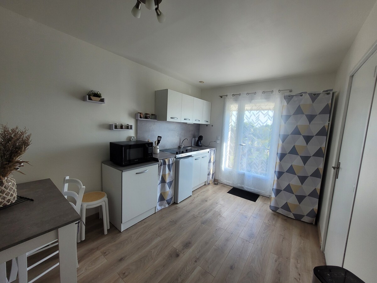 Top Airbnb: 2-room apartment à Jaunay Marigny