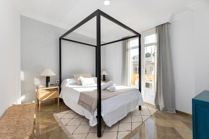Granada Luxury Suites managed Airbnb listing 2