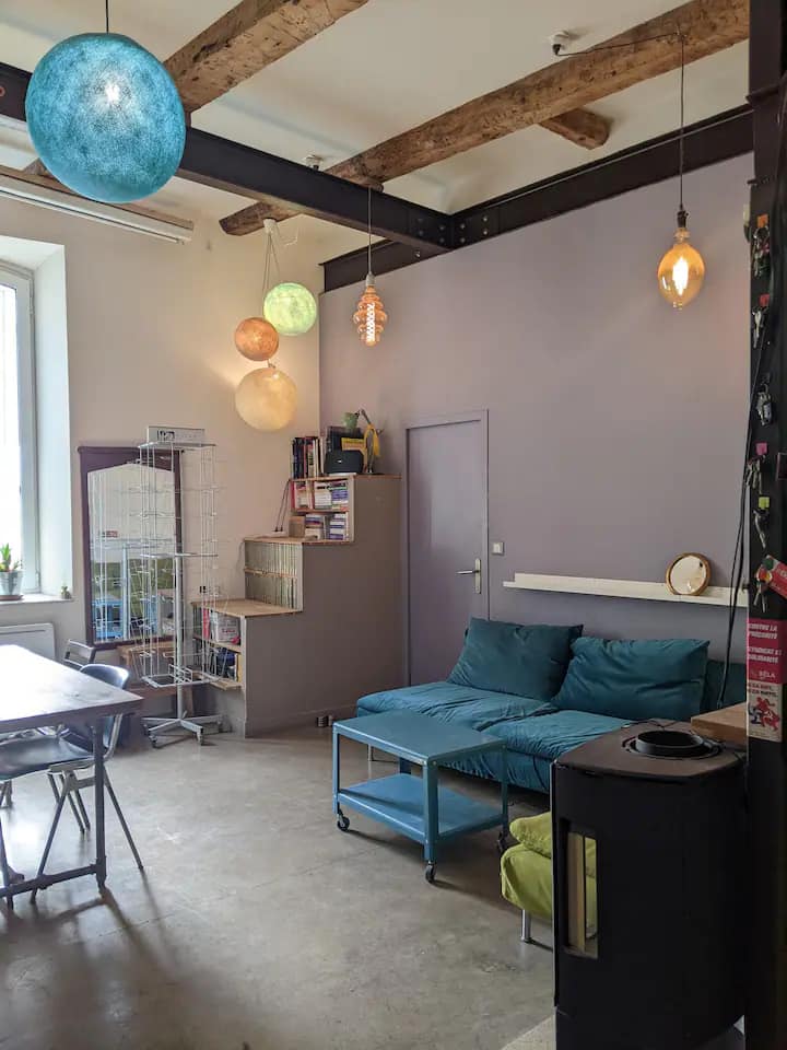 Chambre Avec Mezzanine Dans Colocation à Marseille - Marseille