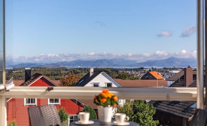 Lys Og Fin Leilighet I 2. Etasje, 15 Fra Sentrum. - Stavanger