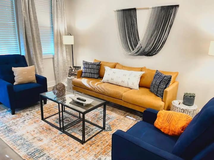 Spacious 4br Townhome Near Auburn & Stadium - Auburn, AL