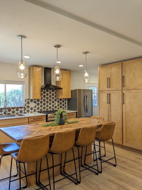 Fully Remodeled 2024