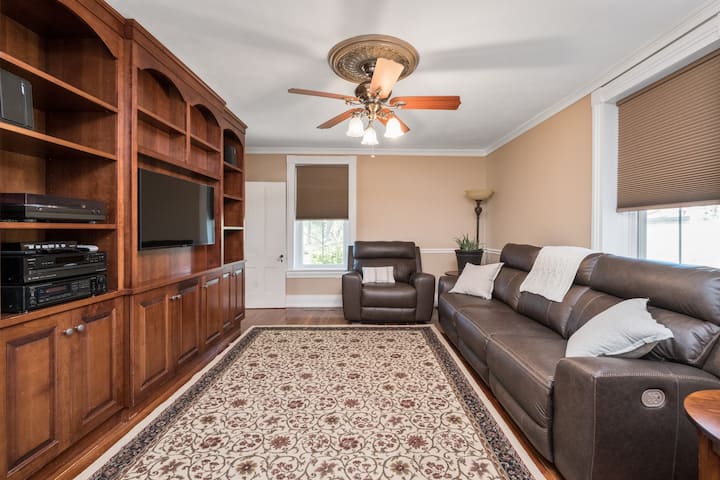 Farm Stay In The Valley - Broadway, VA