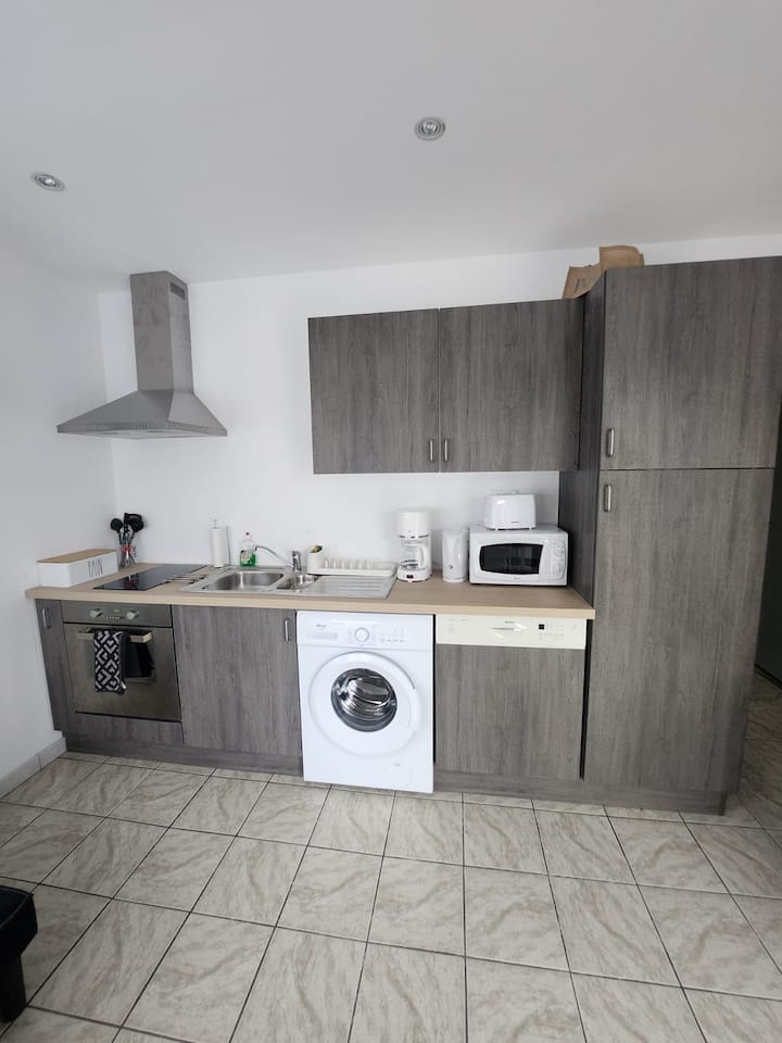 Appart Avec Terrasse Privée & Wifi - Agde - Bessan