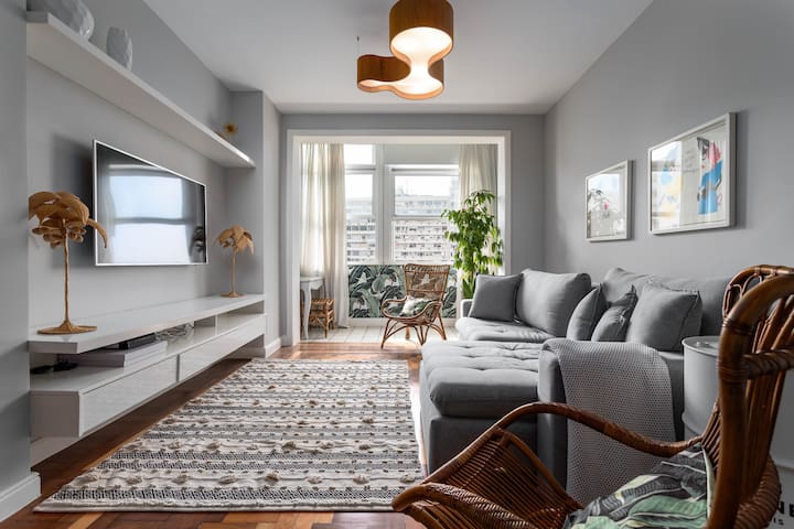 Charmoso apartamento com ar cond e vista pro mar