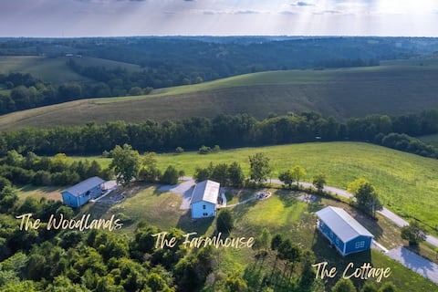 100 Acre Relaxing Retreat Near ARK- Four Houses