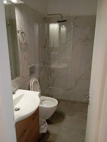 xenia-nikos apartment near metro gallery image 4