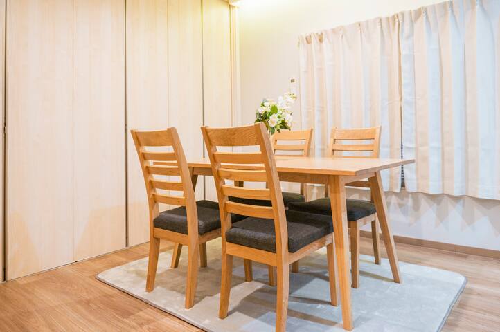 【最大13名】神楽坂駅4分/90㎡/2DKを2部屋/2バス・トイレ/1棟貸切/有名レストラン多数 gallery image 4