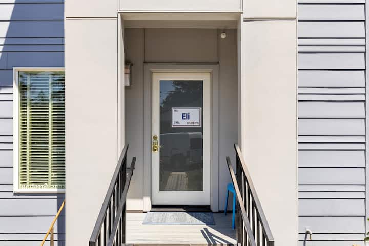 March Must ($90/nt,3 Nt $200)-1br1ba Unique, Comfy - Portland, OR