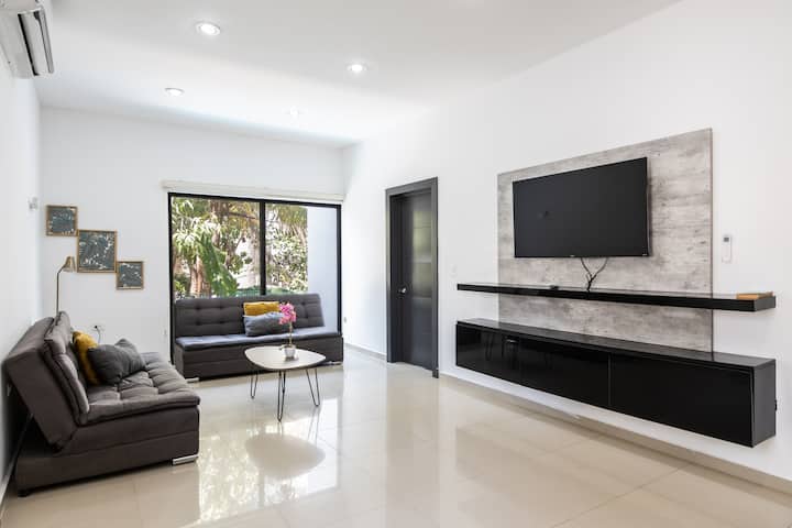 дневна соба со телевизор 