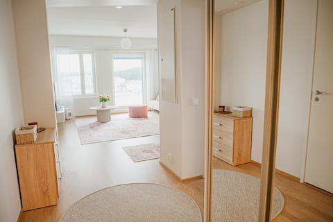 Top Airbnb: Landscape apartment – downtown services nearby in Puistola