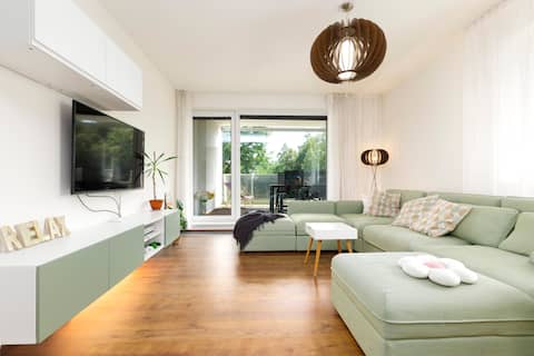 HomeAwayHome by the River 7/1