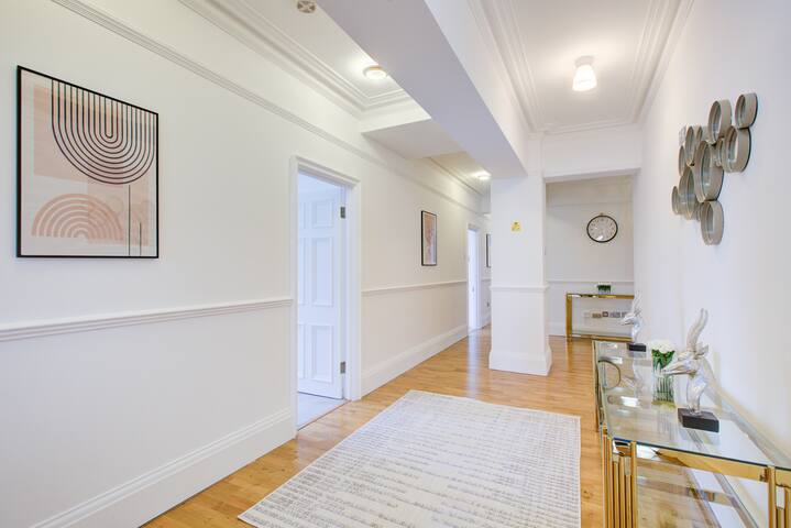 London Baker Street Apartment gallery image 4