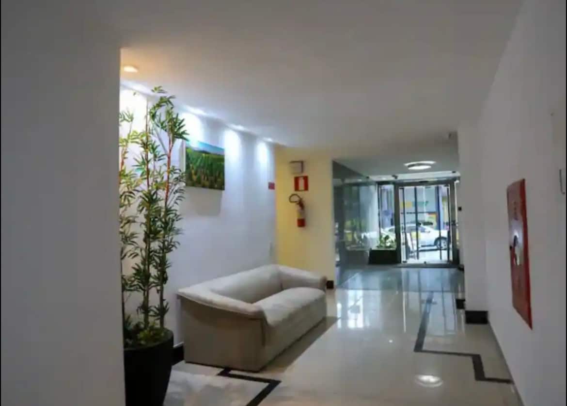 Airbnb em destaque: 12 Studio with Air Conditioning / Savassi / Fast Wi-Fi / Kitchen / Parking Space em Funcionários