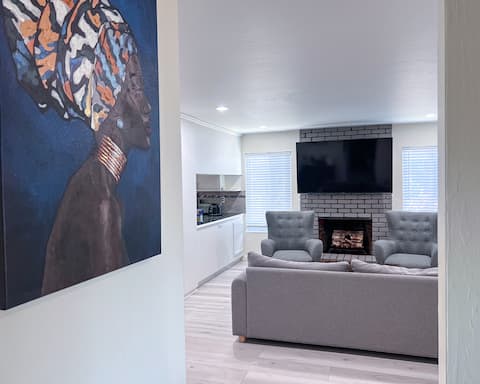 Cozy and spacious 4bd/ 2bath