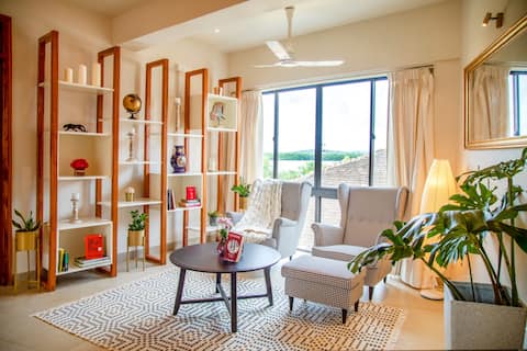 Mandovi Grandeur: Luxurious 5BHK Riverside Villa