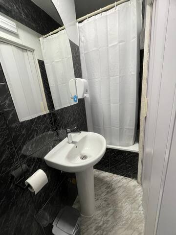Hotel Arganda managed Airbnb listing 3