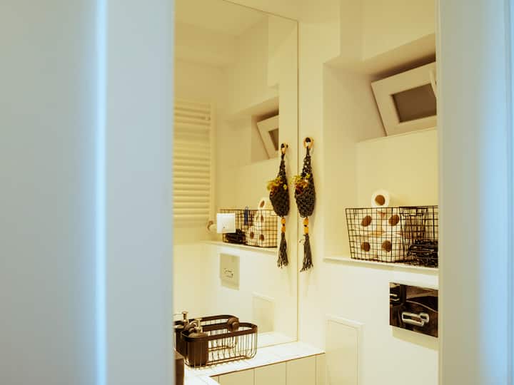 Queen's Elisabeth Suite | Cișmigiu Park | Midtown - Bucarest