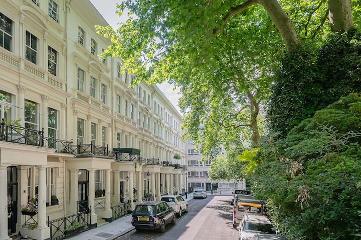 Luxury Knightsbridge Home | Next To Hyde Park