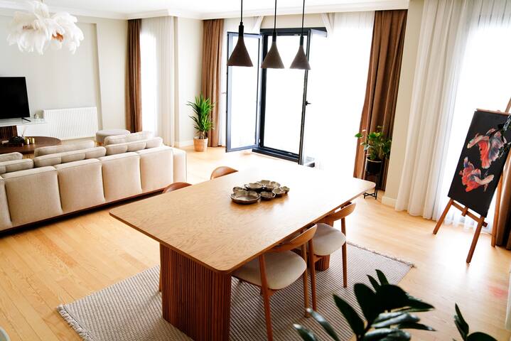 New! Modern 3bedroom Apartment in Central Cihangir gallery image 2