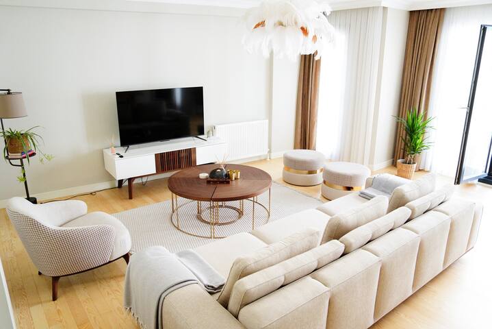 New! Modern 3bedroom Apartment in Central Cihangir gallery image 5