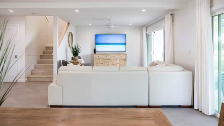 Oceanfront Paradise