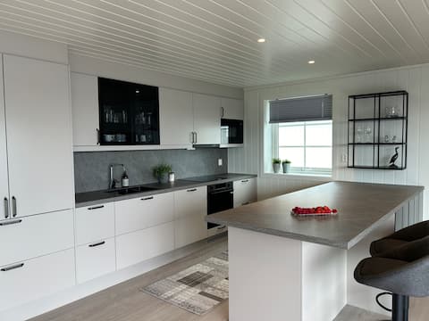 Popular Airbnb listing: 2 terraces sea view, renovated, idyllic in Kragerø