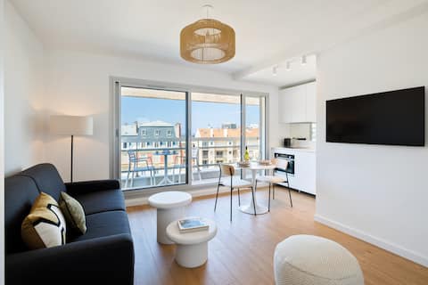 Airbnb performant: Studio with balcony, near the beach à Biarritz