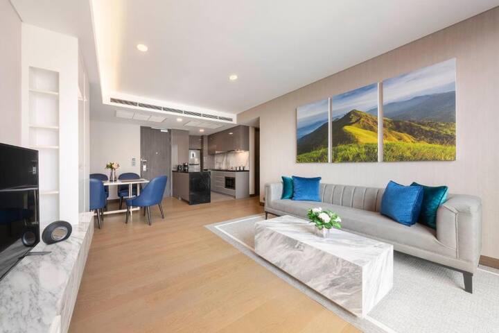 WG 2 BDRS/ 300M MRT/ Gym/ pool