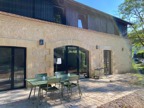 Beautiful barn in Dordogne, in the heart of Trémolat