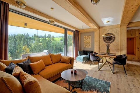 Rez Boutique Apartment C5 with a view of the Tatras