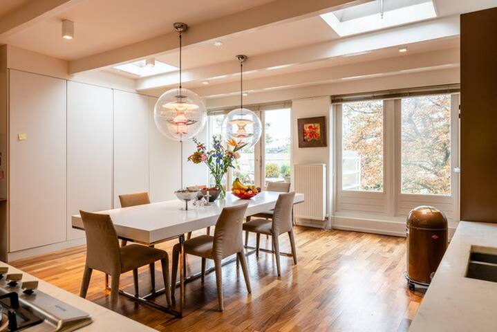 Beautiful apartment in the Pijp