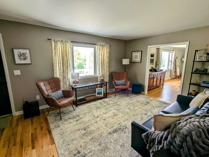 View With A Room | Mountain Home In Wine Country - Waynesboro, VA
