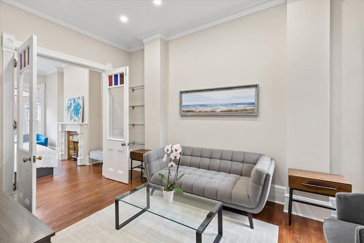 Home in Downtown Toronto