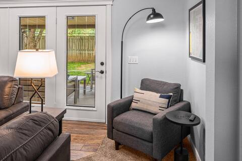 Popular Airbnb listing: Coler Trailhead Haven in Bentonville