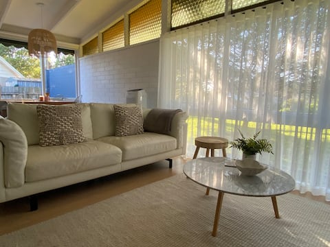 Top performing Airbnb: The Little Shack Tootgarook in Tootgarook