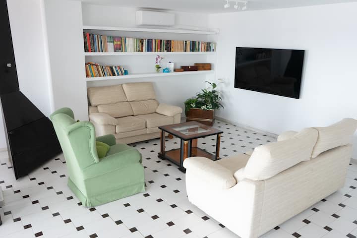 Atico Al Mar A/a Terraza 200 M - Garrucha