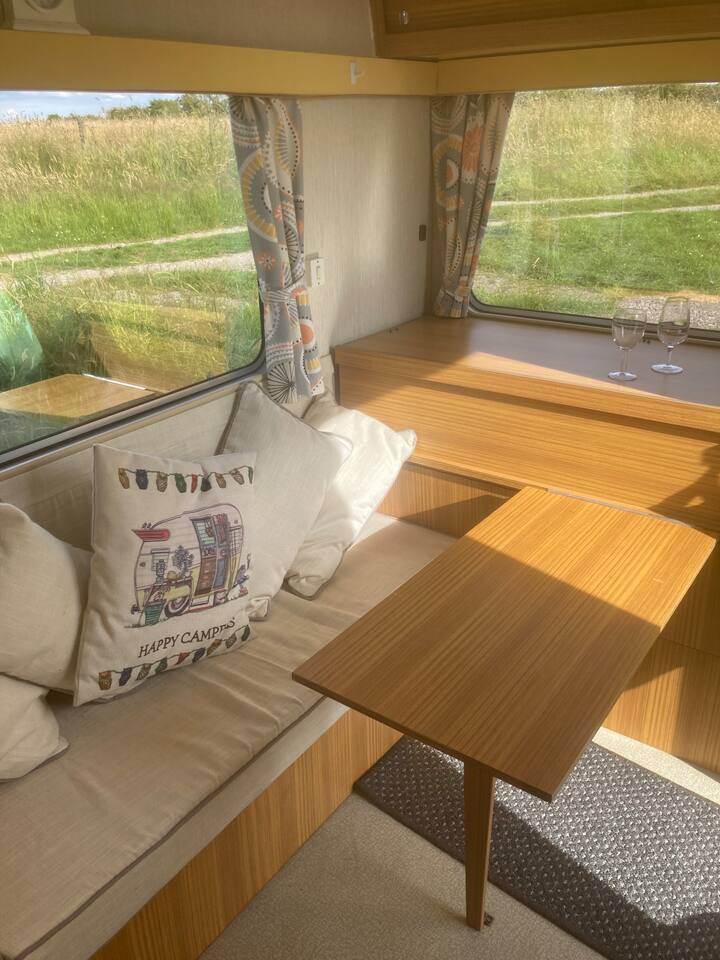 მისაღები სივრცე