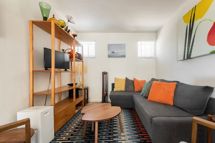 CHIC! 5-Star!! Steps to Sand Comfy Surf Bungalow!