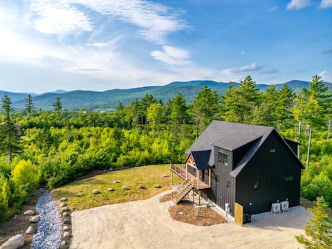Epic Views, Hot Tub, GameRoom, FirePit, Dogs Ok