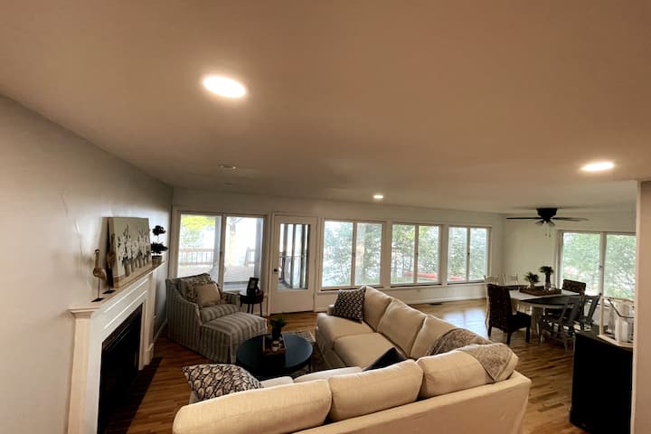 Bemidji Lakefront Retreat And Shared Pickleball Ct - Bemidji, MN