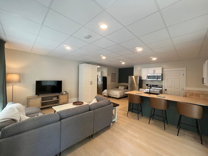 Elegant New Studio Apartment - Lancaster, PA