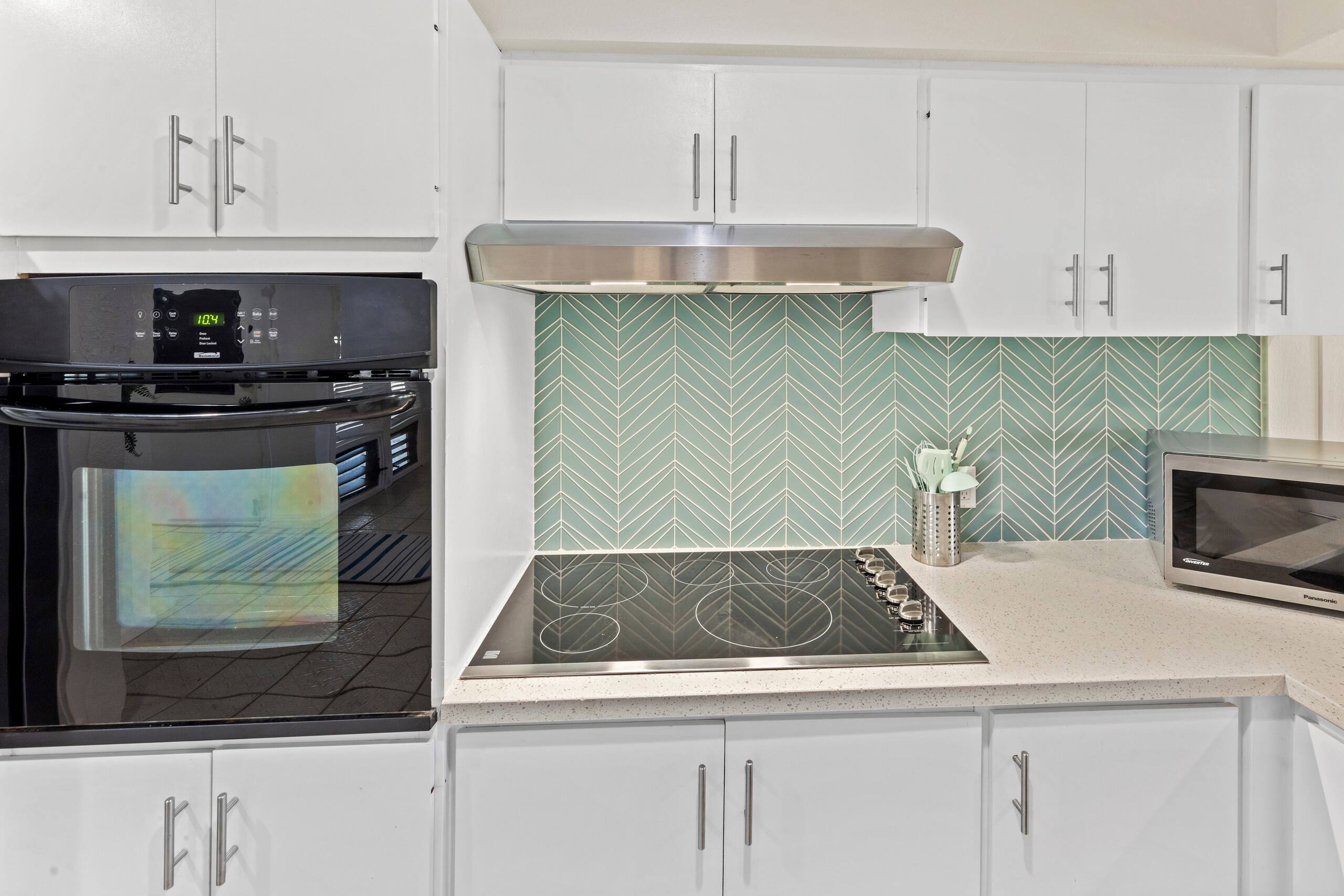 Condo in Koloa · ★4.79 · 3 bedrooms · 8 beds · 3 private baths - Image 8
