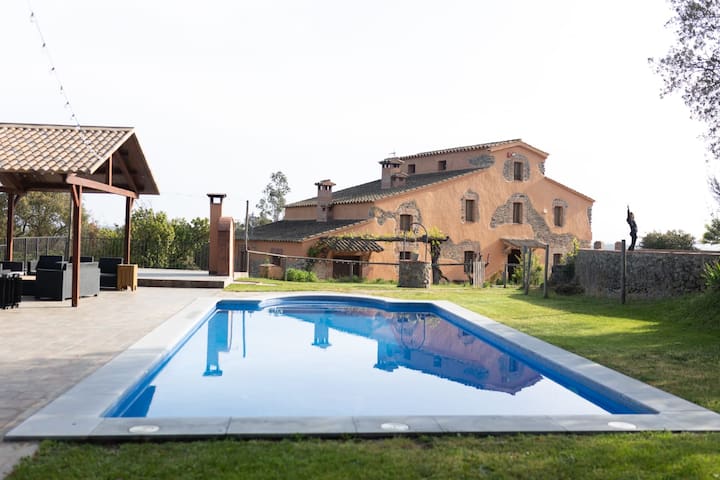 Casa con piscina, ideal para celebraciones