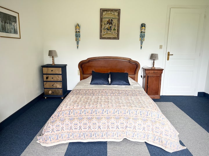 غرفة النوم 2