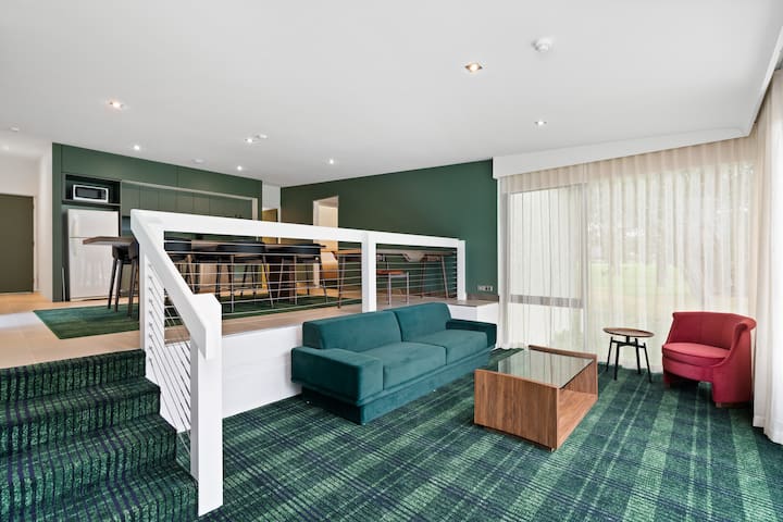 The Acacia Apartment