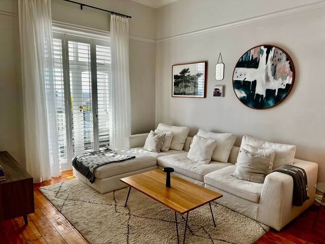 Sea Point Cottage on the Hill gallery image 3