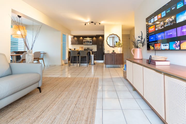Condo Apt In Condado Steps From The Beach - San Juan